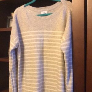 Over sized light weight sweater, cozy soft